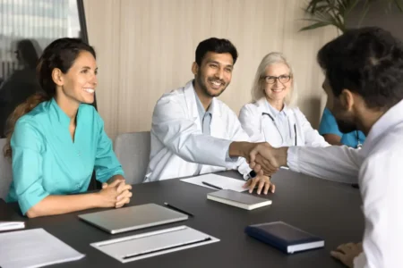 From Résumé to Role How Healthcare Recruiters Help You